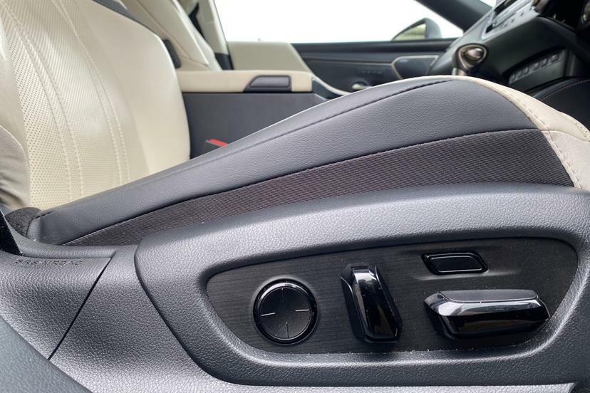 Lexus ES 300H 2.5 Premium Plus Cvt Grey #13
