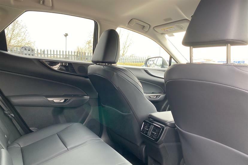 Lexus NX 350H Takumi  #14