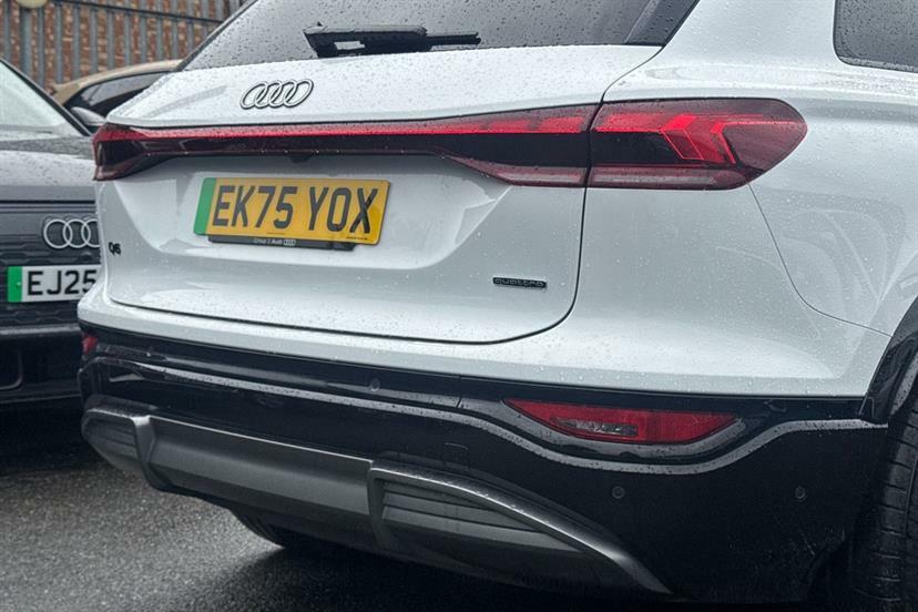 Audi Q6 E-Tron Audi Q6 Sportback Edition 1 E-tron Performance 225 Black #38