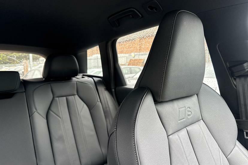 Audi Q6 E-Tron Audi Q6 Sportback Edition 1 E-tron Performance 225 Black #27