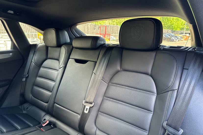 Porsche Macan Pdk Euro 6 Black #14