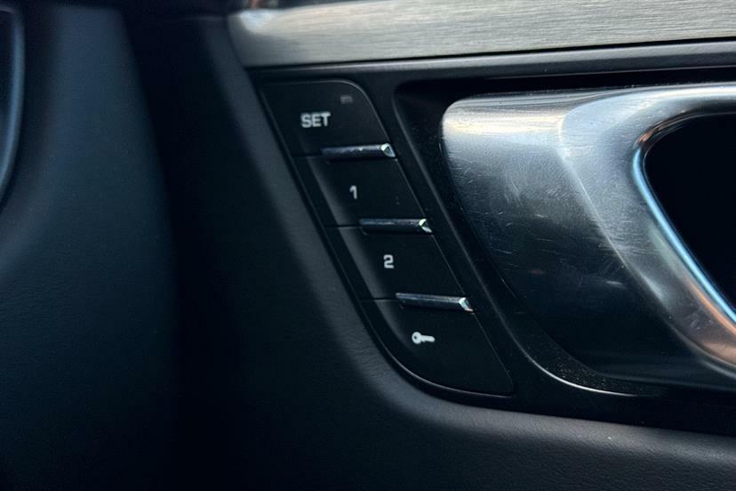 Porsche Macan Pdk Euro 6 Black #25