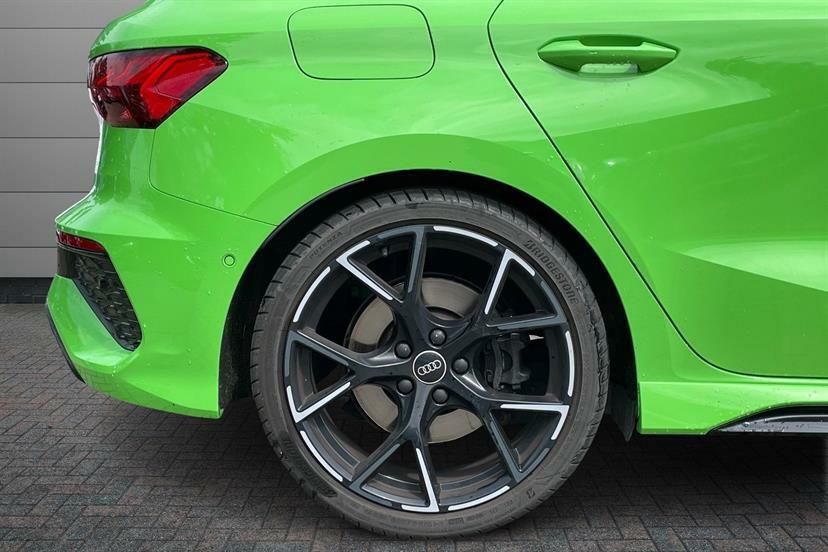 Audi RS3 Rs 3 Tfsi Quattro Vorsprung S Tronic Green #4