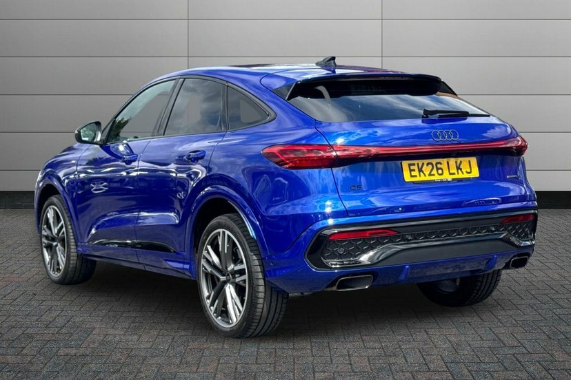 Audi Q5 2.0 Tfsi Edition 1 Sportback S Tronic Q EK26LKJ Blue #3