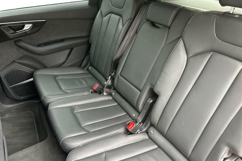 Audi Q7 Black Edition Grey #8