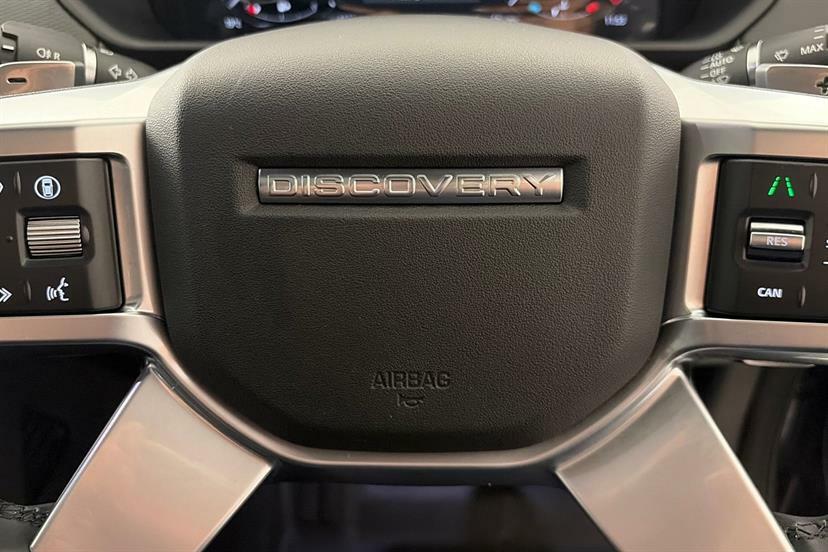 Land Rover Discovery 3.0 D350 Dynamic Hse Black #41