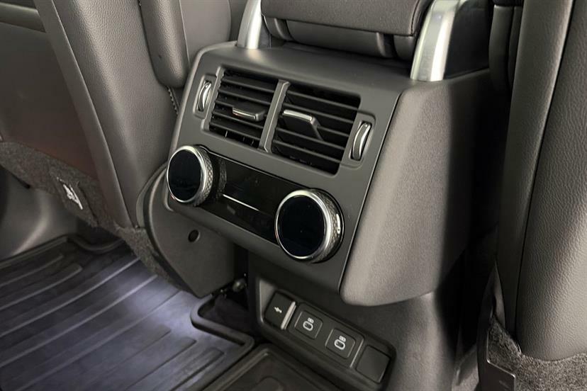 Land Rover Discovery 3.0 D350 Dynamic Hse Black #18