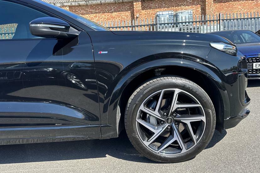 Audi Q6 E-Tron Q6 225Kw Performance 100Kwh Edition 1 Grey #25