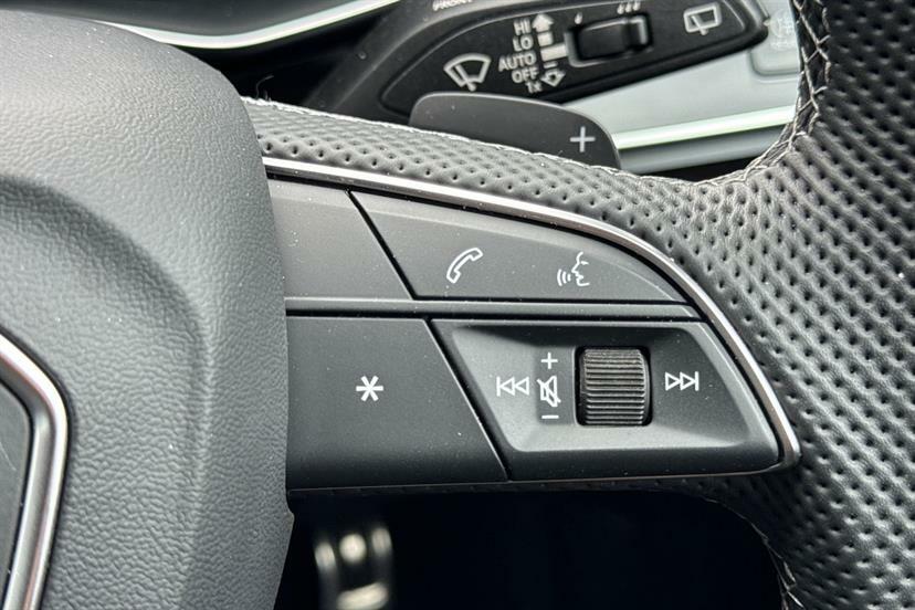 Audi Q8 55 Tfsi E Quattro Black Ed Tiptronic Tech Pro Black #34