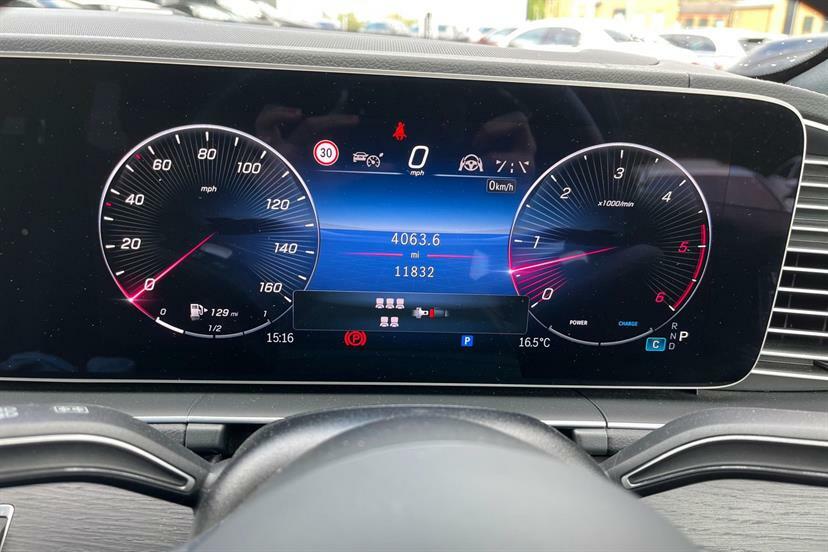 Mercedes-Benz GLS Class 450D 4Matic Amg Line Premium 9G-tronic Black #4