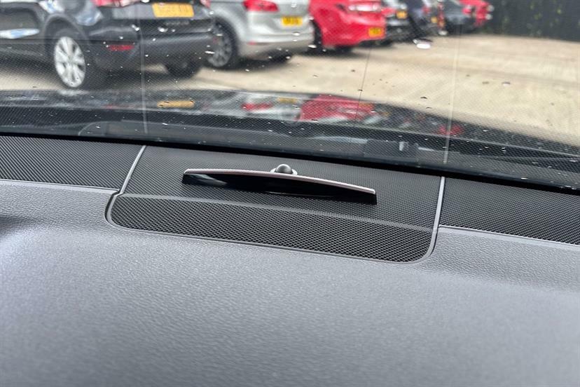 Mercedes-Benz E Class 2.1 Cdi Blueefficiency Executive Se Estate Die Black #20