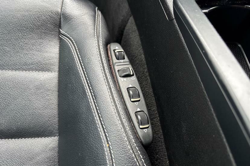 Mercedes-Benz E Class 2.1 Cdi Blueefficiency Executive Se Estate Die Black #24