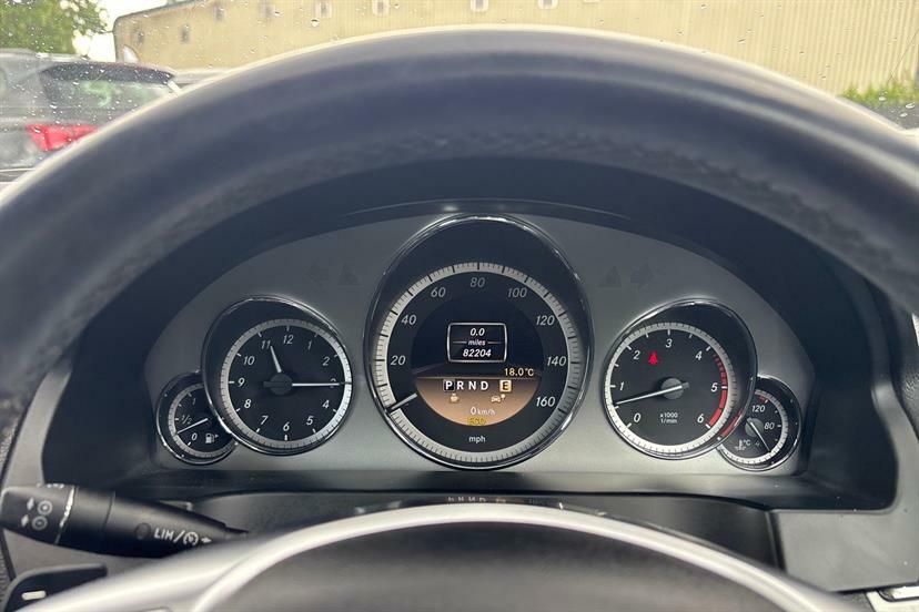 Mercedes-Benz E Class 2.1 Cdi Blueefficiency Executive Se Estate Die Black #18