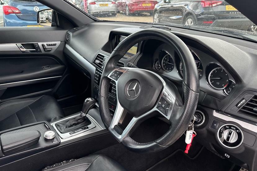 Mercedes-Benz E Class 2.1 Cdi Blueefficiency Executive Se Estate Die Black #17