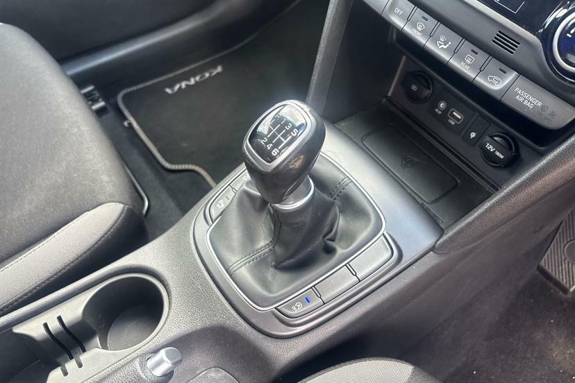 Hyundai Kona   #8