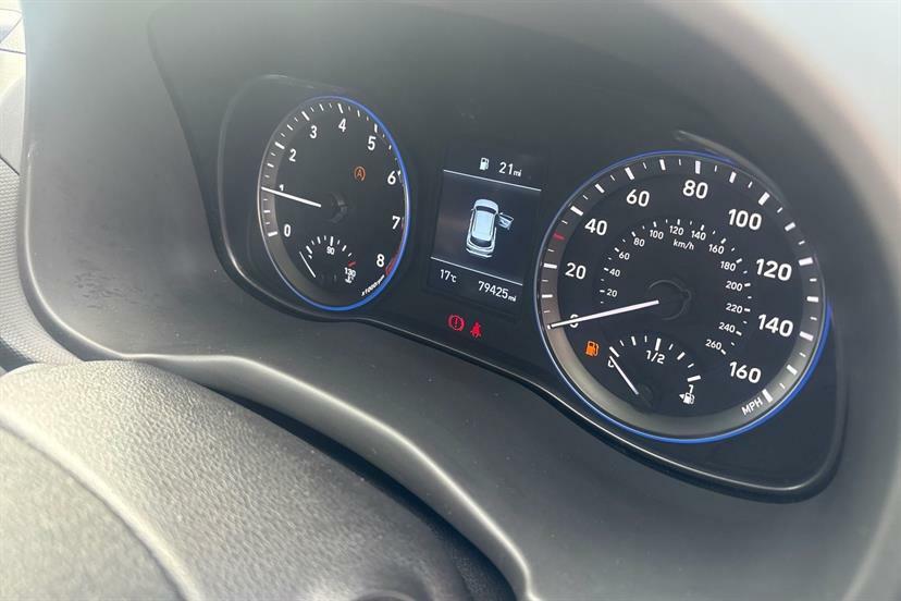 Hyundai Kona   #25