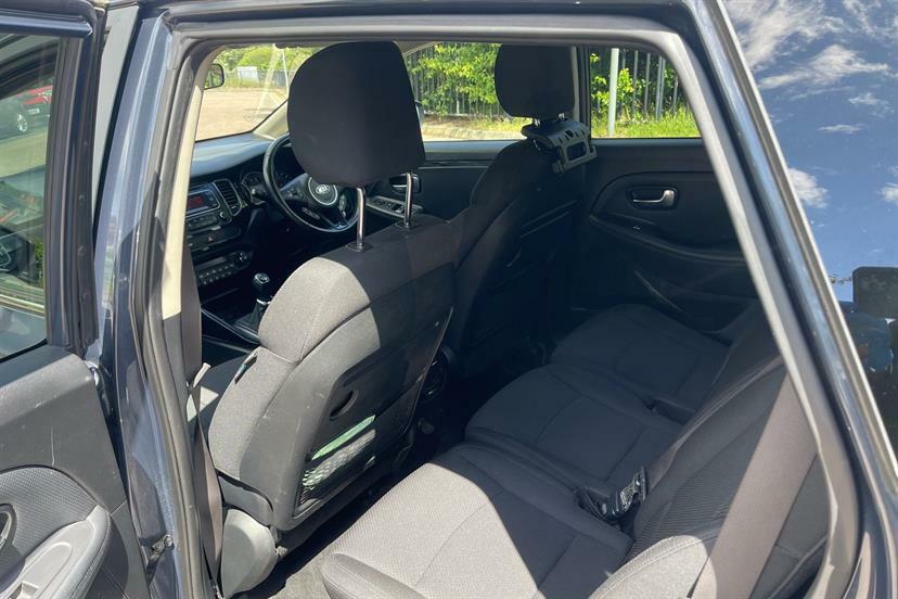 Kia Carens Gdi 2 Mpv Silver #34
