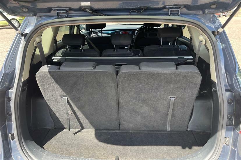Kia Carens Gdi 2 Mpv Silver #40