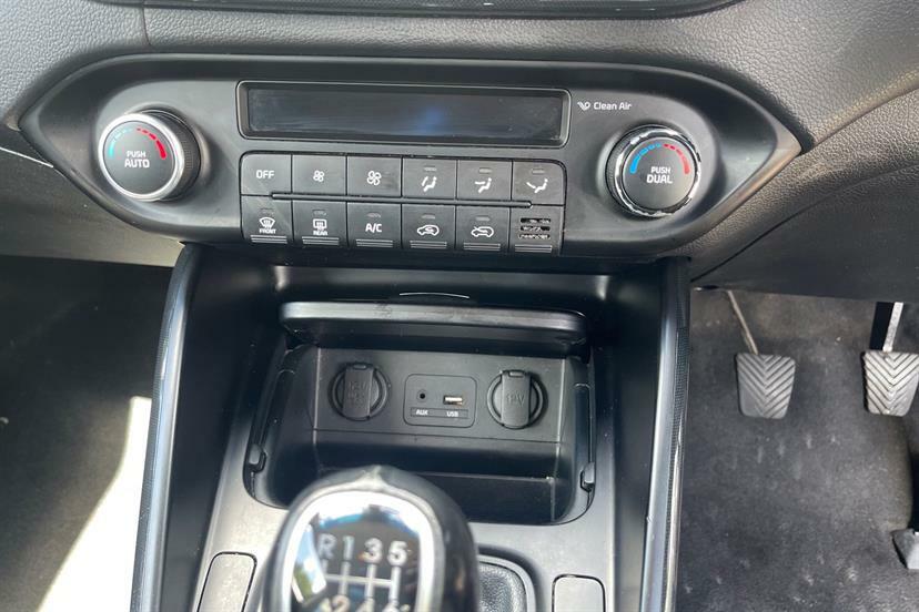 Kia Carens Gdi 2 Mpv Silver #12