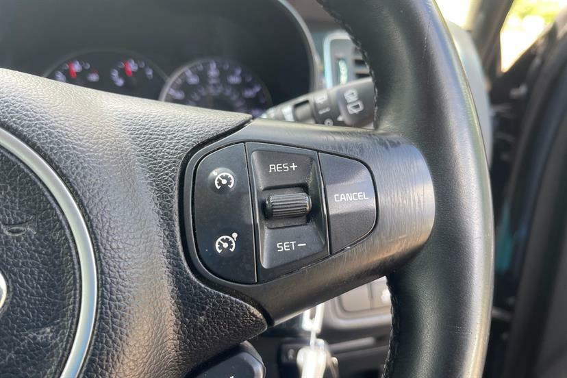 Kia Carens Gdi 2 Mpv Silver #16
