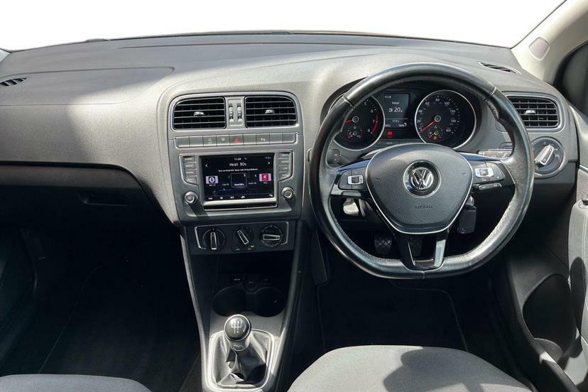 Volkswagen Polo 1.2 Tsi Match Edition Black #6