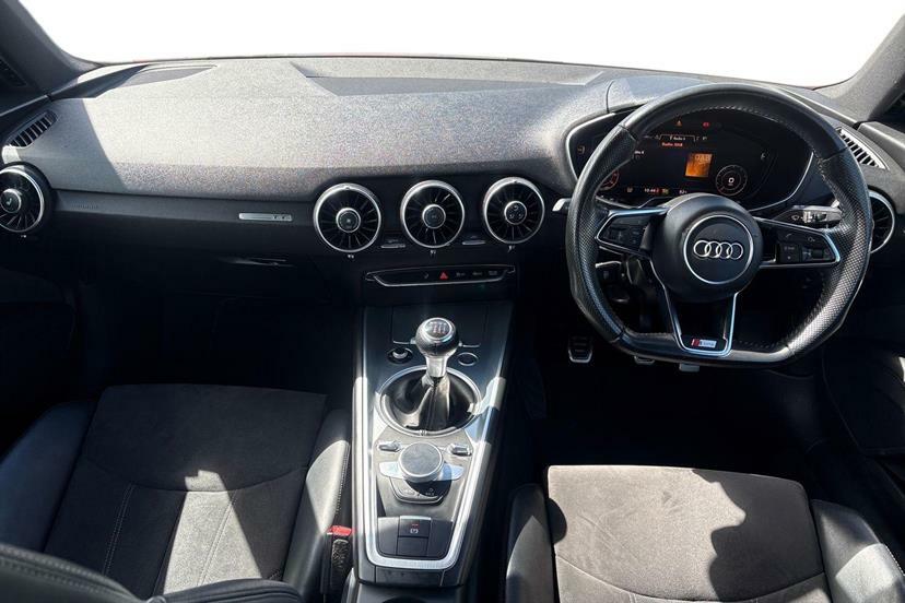 Audi TT 2.0 Tdi Ultra S Line Silver #6