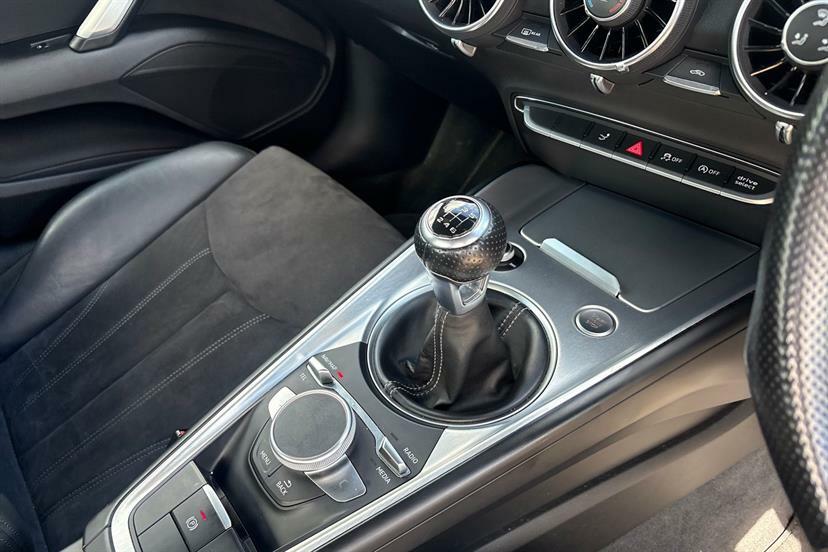 Audi TT 2.0T Fsi Quattro S Line S Tronic White #8