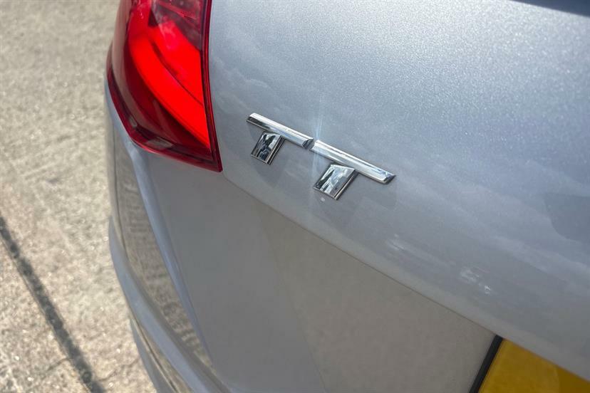 Audi TT 2.0T Fsi Quattro S Line S Tronic White #21