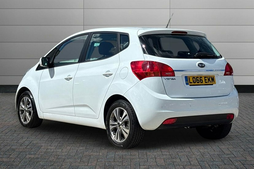 Kia Venga 1.6 2 Mpv 123 Bhp White #3