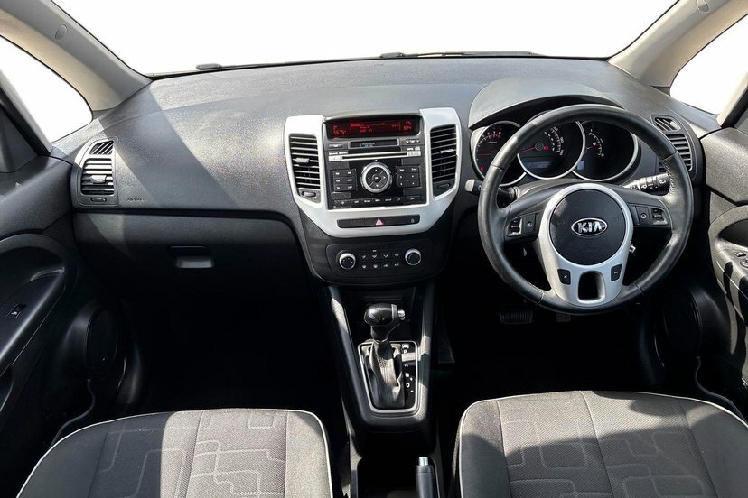 Kia Venga 1.6 2 Mpv 123 Bhp White #6