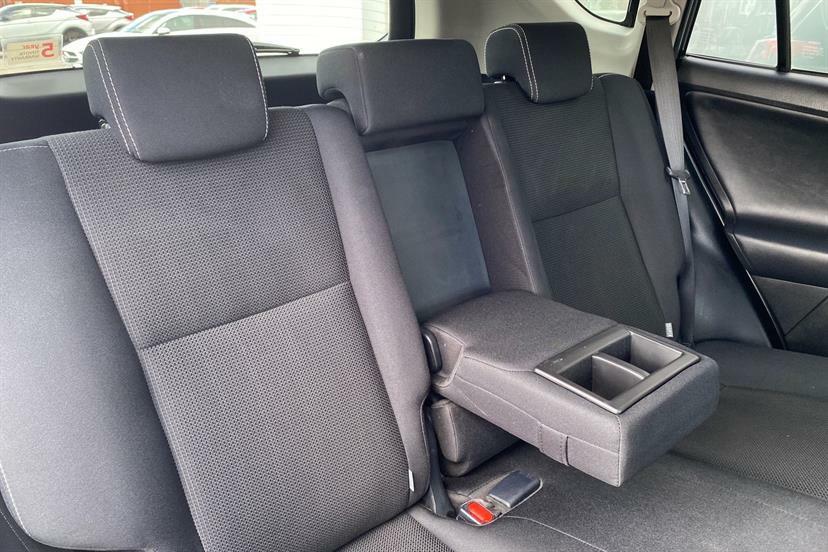 Toyota Rav 4 Rav4 Excel Hev Cvt Red #28