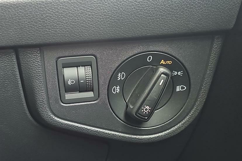 Volkswagen Polo Se 65 Bhp White #45