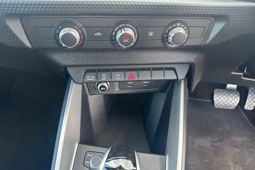 Audi A1 Sportback Tfsi Sport Nav White #16