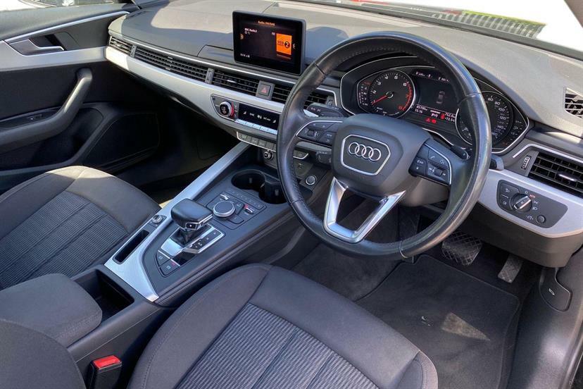 Audi A4 35 Tfsi Se S Tronic Black #6