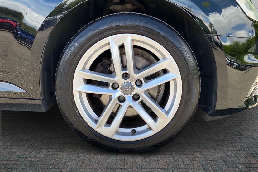 Audi A4 35 Tfsi Se S Tronic Black #5