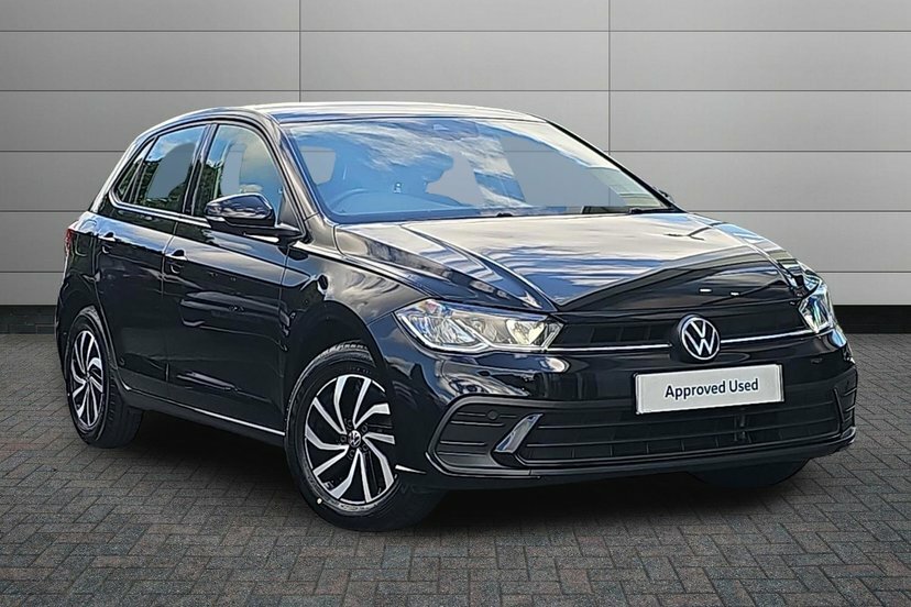 Volkswagen Polo 1.0 Evo Life Hatchback 80 Ps GJ73WZY Black