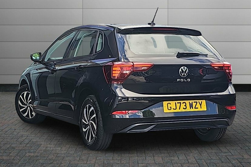 Volkswagen Polo 1.0 Evo Life Hatchback 80 Ps GJ73WZY Black #3