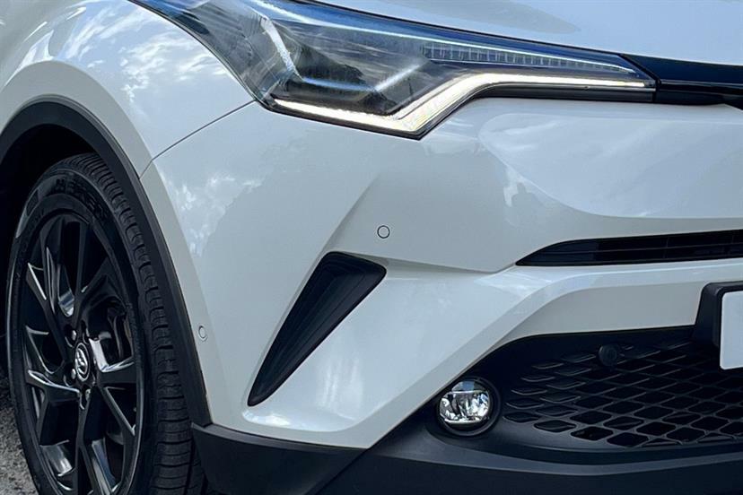 Toyota C-Hr Hatchback #13