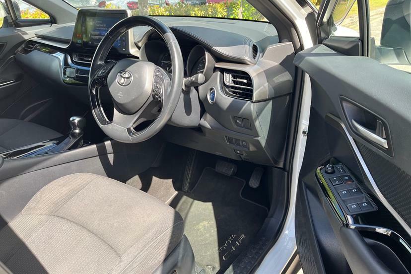 Toyota C-Hr Hatchback #10