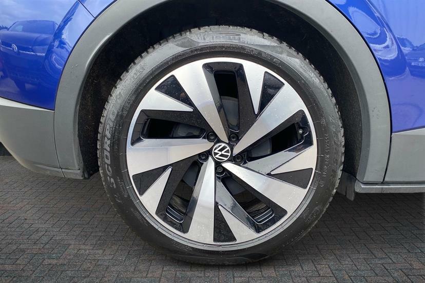 Volkswagen ID.4 150Kw Family Pro Performance 77Kwh Blue #5