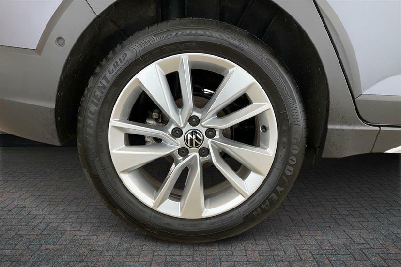 Volkswagen Taigo 1.0 Tsi 115 Match Grey #5