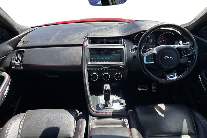 Jaguar E-Pace 2.0 300 Se Red #6