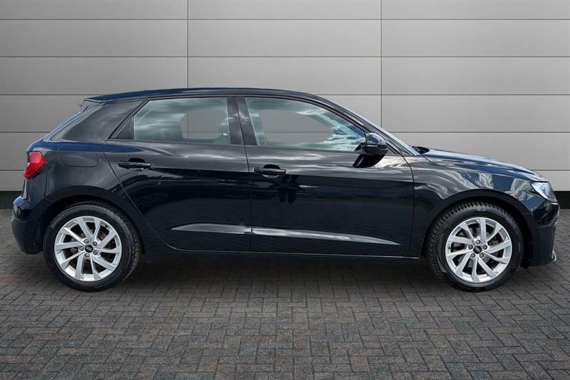 Audi A1 30 Tfsi 110 Sport S Tronic GK72BNV Black #4