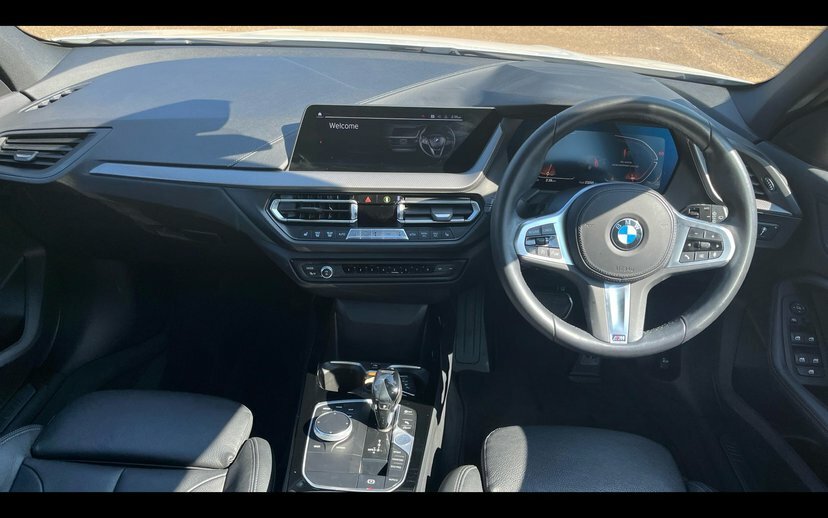 BMW 1 Series 118I M Sport AF21XOZ White #4