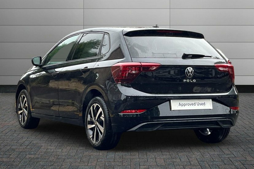 Volkswagen Polo 1.0 Tsi Match Hatchback 95 Ps GM25AAX Black #3