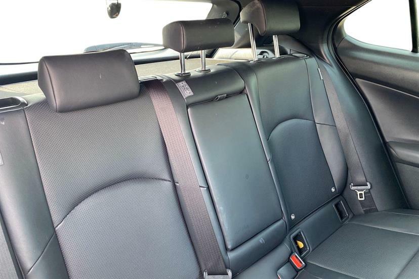Lexus UX 250H 2.0 Cvt Premium Plustechsoundsunroof Silver #6
