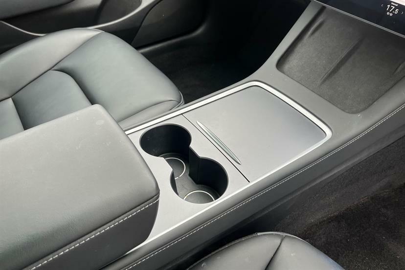 Tesla Model 3 Standard Plus Black #6