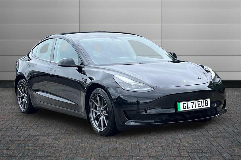 Tesla Model 3 Standard Plus Black