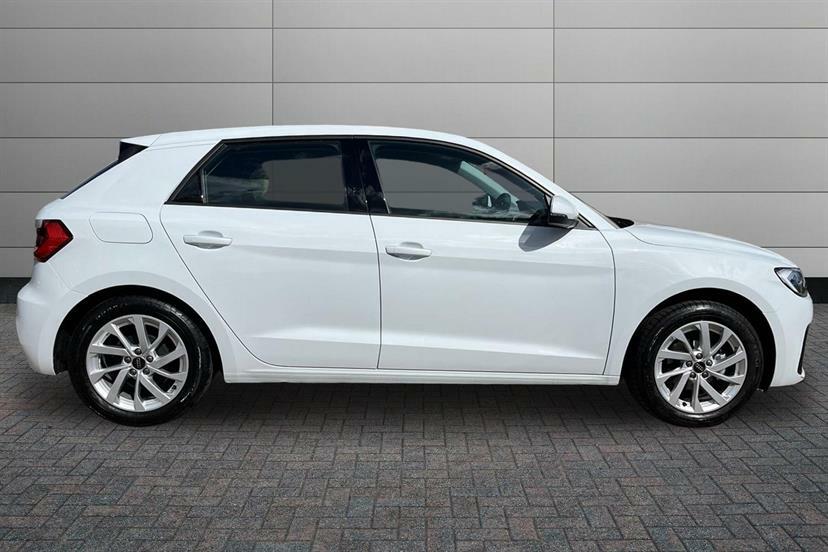 Audi A1 25 Tfsi Sport White #4