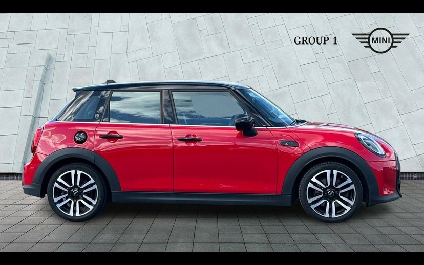Mini Hatch 5-Door Hatch Cooper S Exclusive GY23MWU Red #3